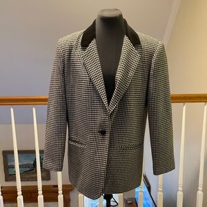 Vintage Sag Harbor houndstooth blazer w/ velvet